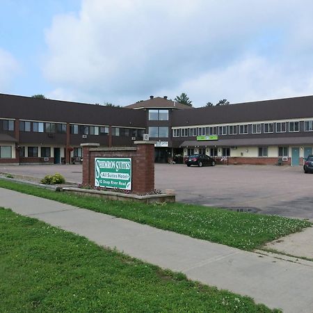Shemron Suites Hotel Deep River 외부 사진