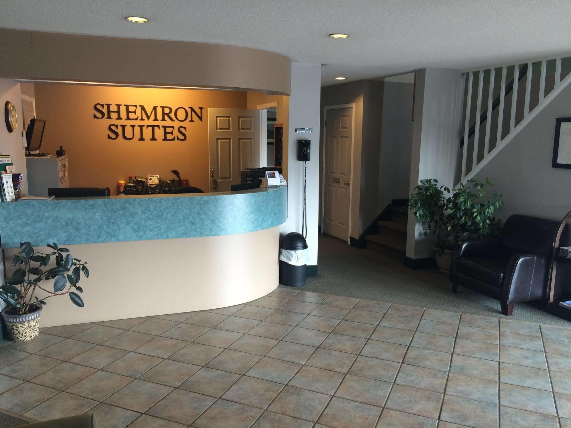 Shemron Suites Hotel Deep River 외부 사진