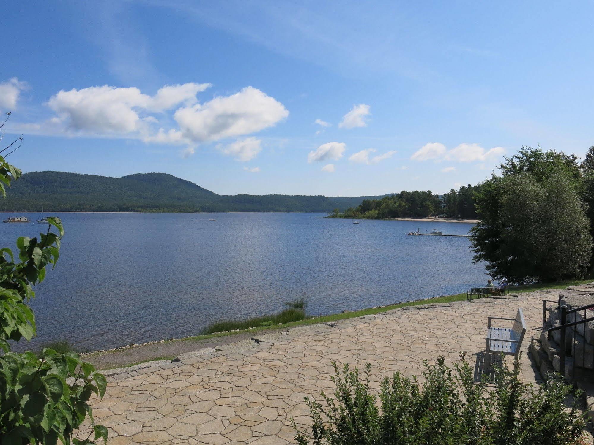 Shemron Suites Hotel Deep River 외부 사진
