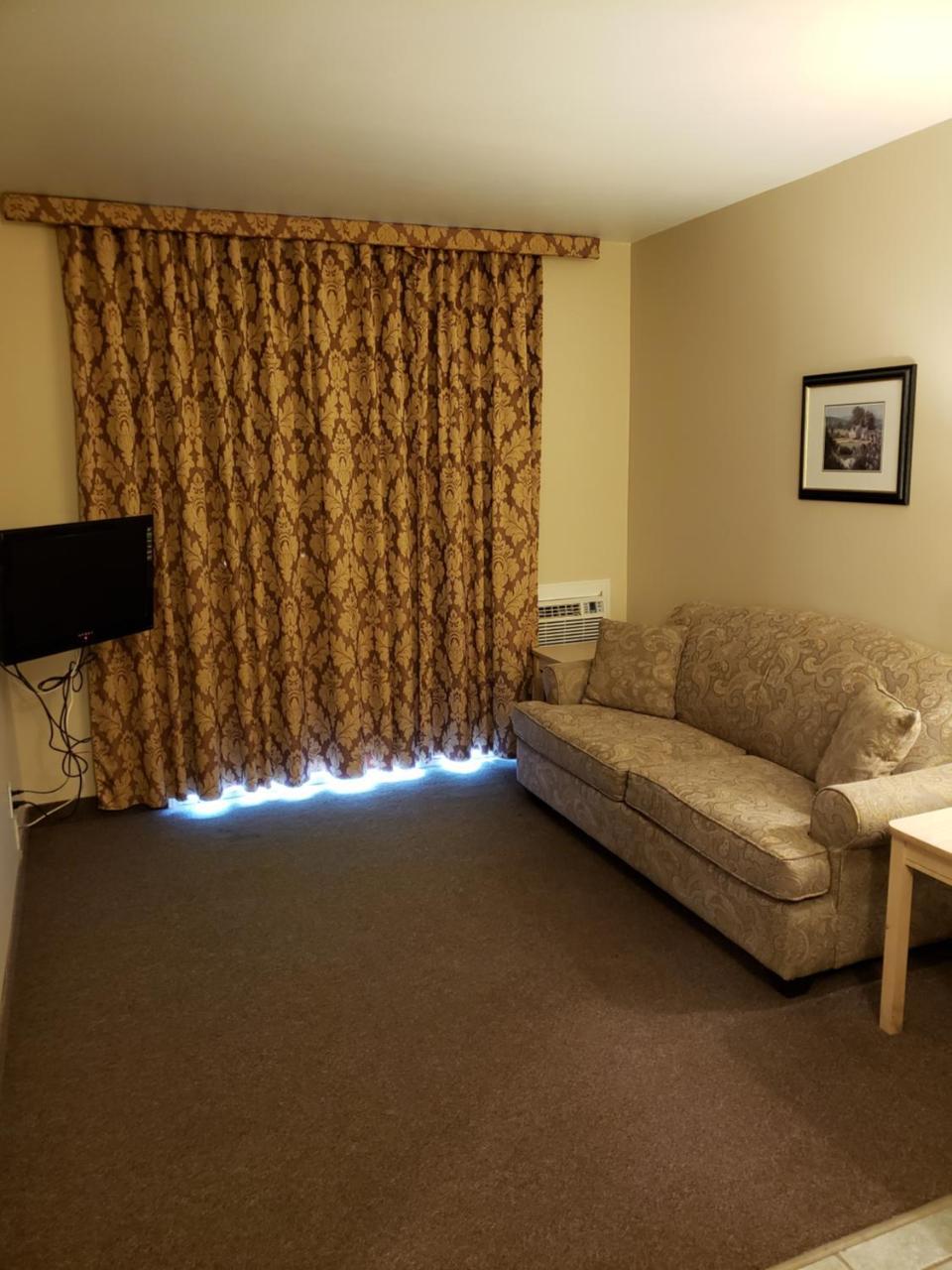 Shemron Suites Hotel Deep River 외부 사진