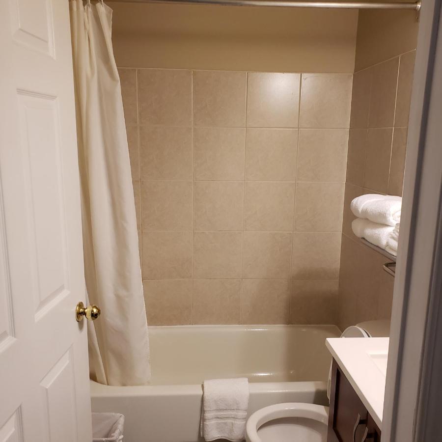 Shemron Suites Hotel Deep River 외부 사진