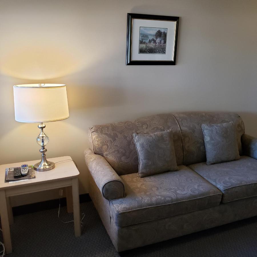 Shemron Suites Hotel Deep River 외부 사진