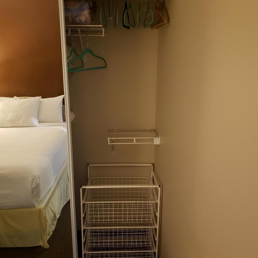Shemron Suites Hotel Deep River 외부 사진
